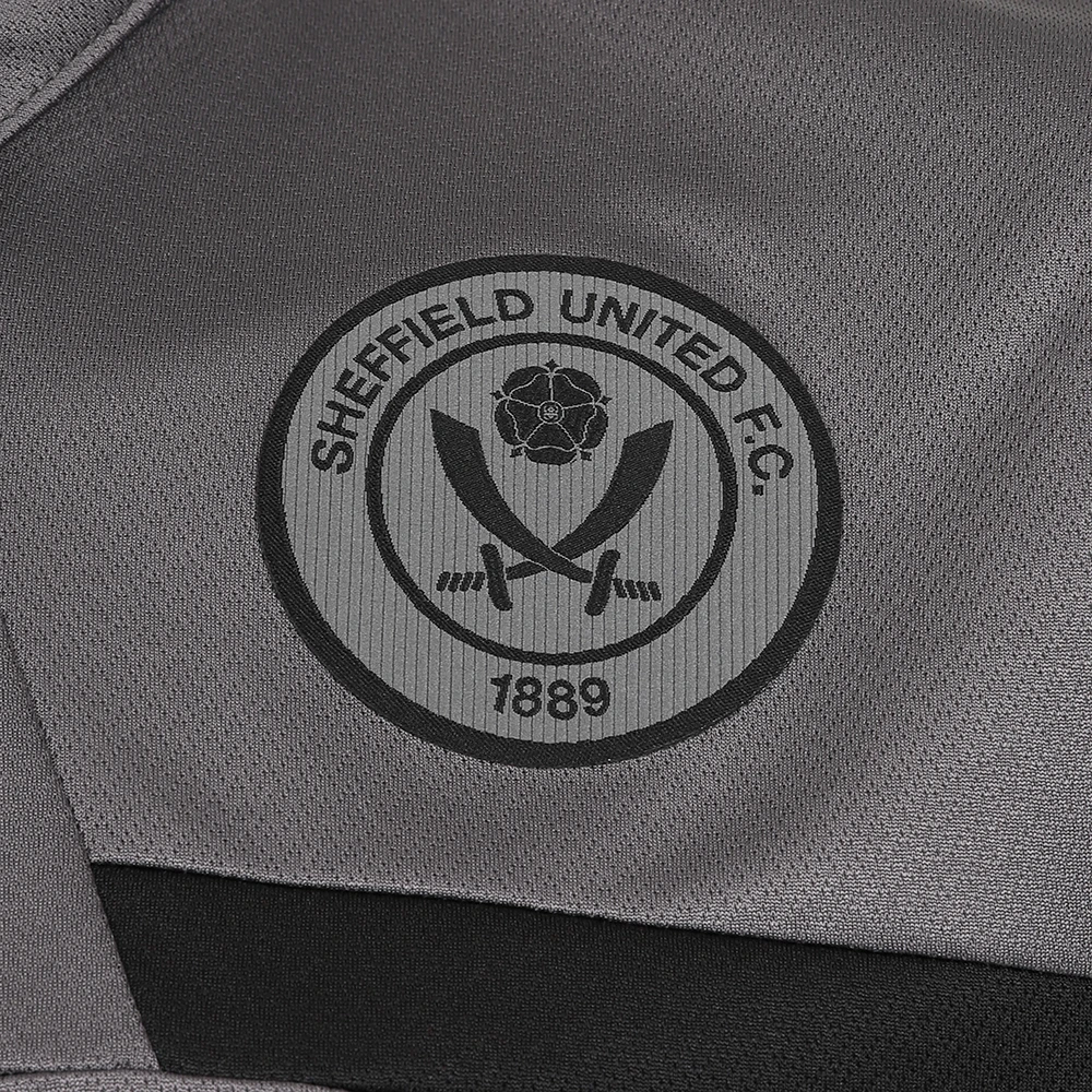 Junior Melvin Polo 23 A/B 3 Junior Melvin Polo 23 A/B